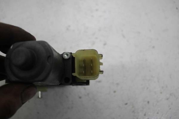 MOTEUR LEVE VITRE AVANT GAUCHE FORD - Vue 3